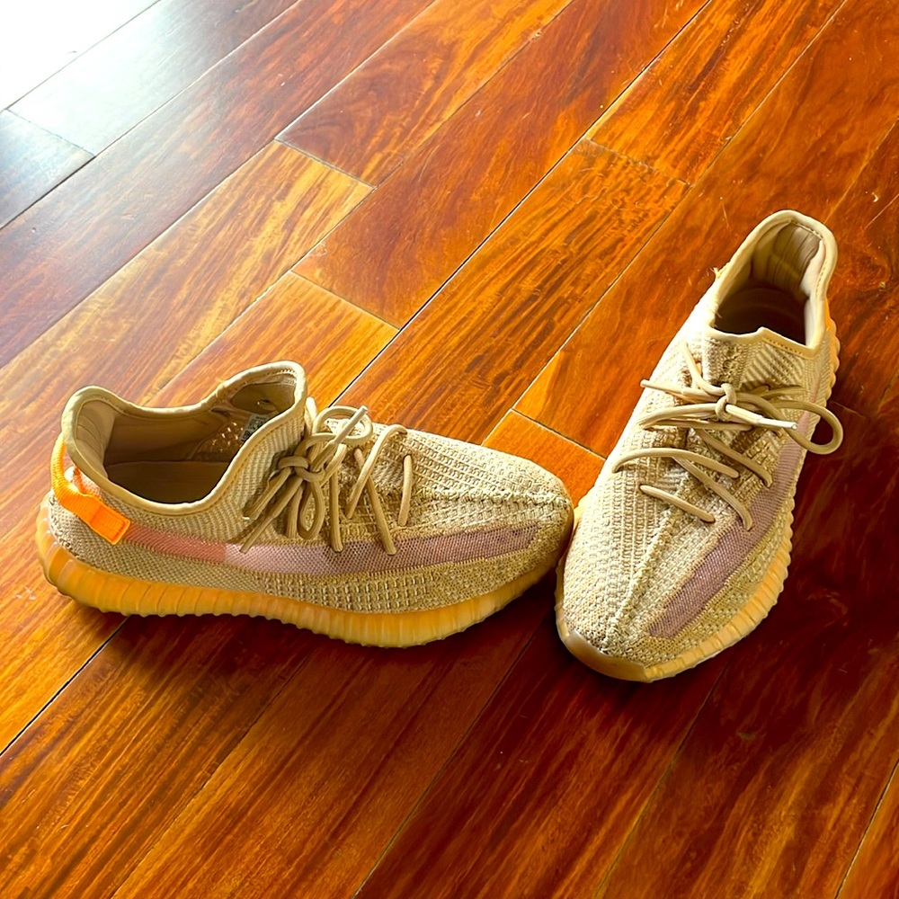 Adidas Yeezy 350 boost V2 clay size 10.5
